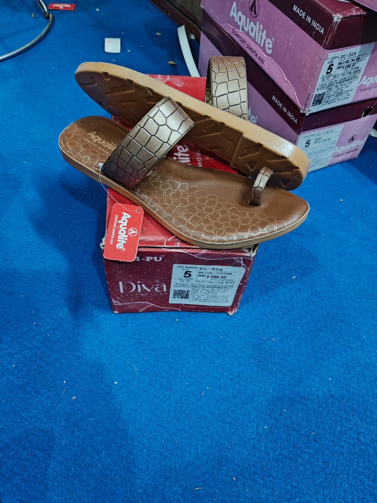 Aqulite Slippers Wholesale 4 Aqulite Slippers Wholesale - Image 3