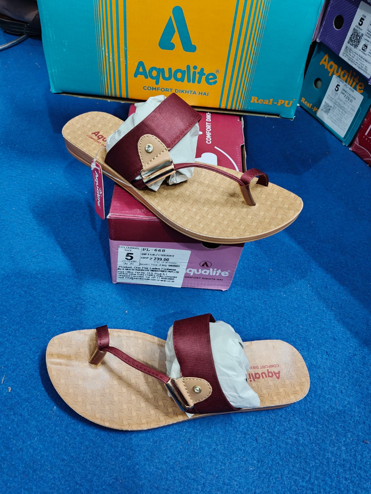 Aqulite Slippers Wholesale 5 Aqulite Slippers Wholesale - Image 4