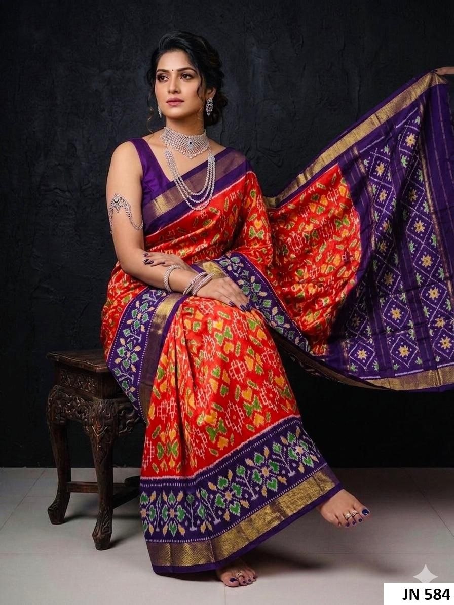 Pochampally Ikkat Silk Sarees 4 Pochampally Ikkat Silk Sarees - Image 3