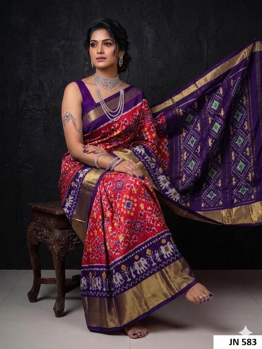 Pochampally Ikkat Silk Sarees 11 Pochampally Ikkat Silk Sarees - Image 10