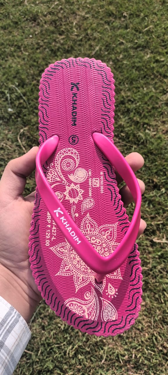Khadim Ladies Chappal Wholesale 5 Khadim Ladies Chappal Wholesale - Image 4
